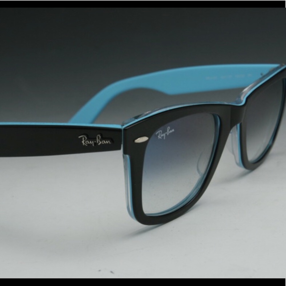 SOLD ELSEWHERE: Ray Ban Wayfarer RB2140 Azure